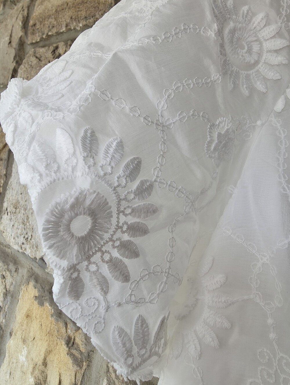 White Embroidered Puff-Sleeve Top - Picture 5 of 5